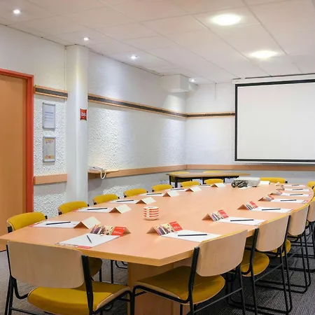 Hotel Ibis Gare Part Dieu 3*