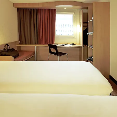 Hotel Ibis Gare Part Dieu Lione